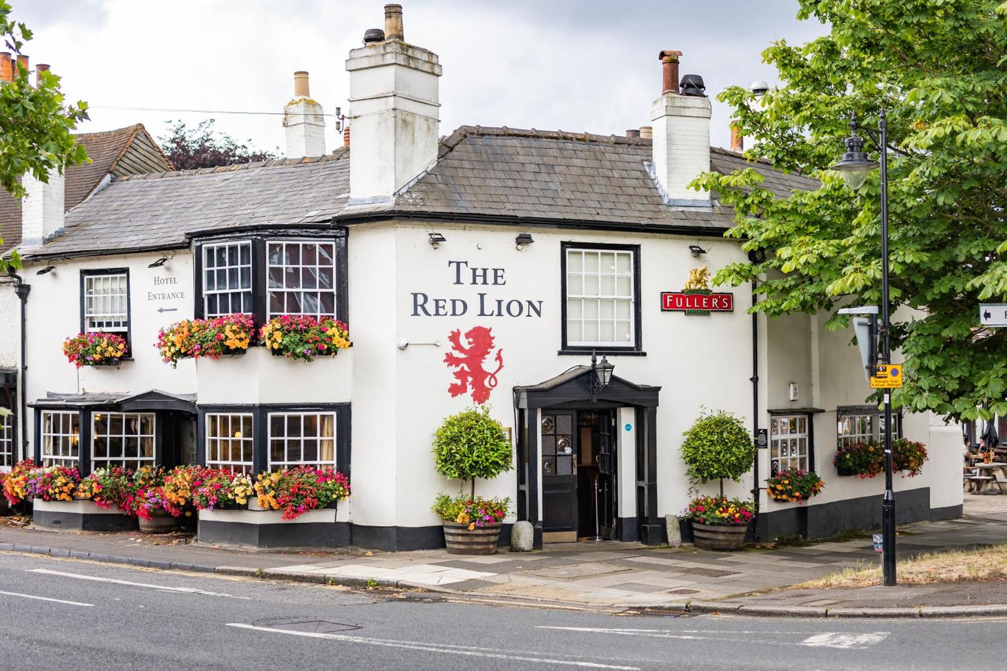 The Red Lion Hotel Hillingdon Eksteriør billede