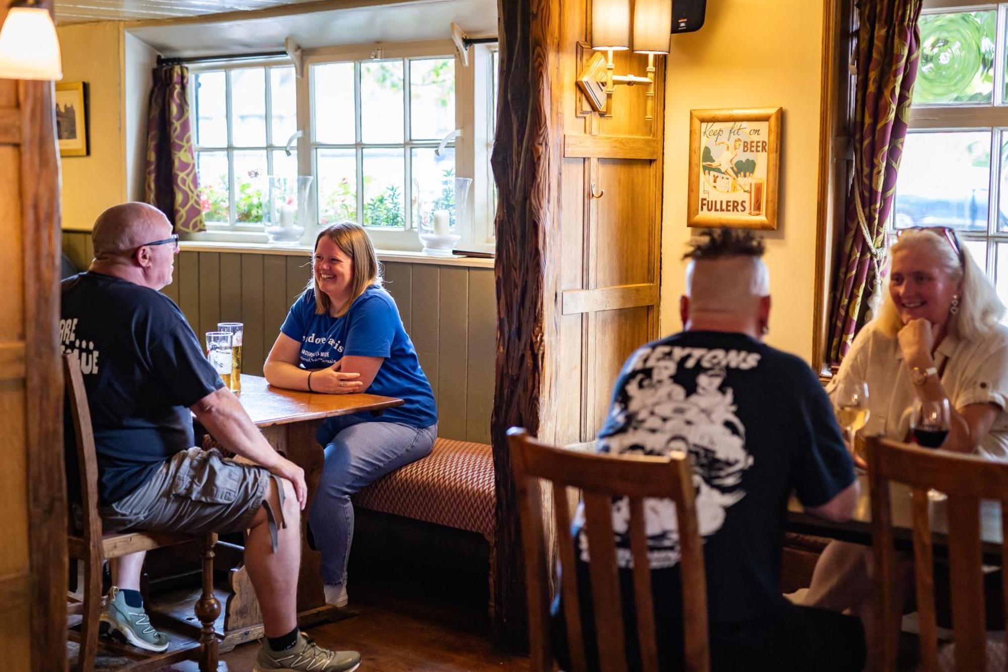 The Red Lion Hotel Hillingdon Eksteriør billede