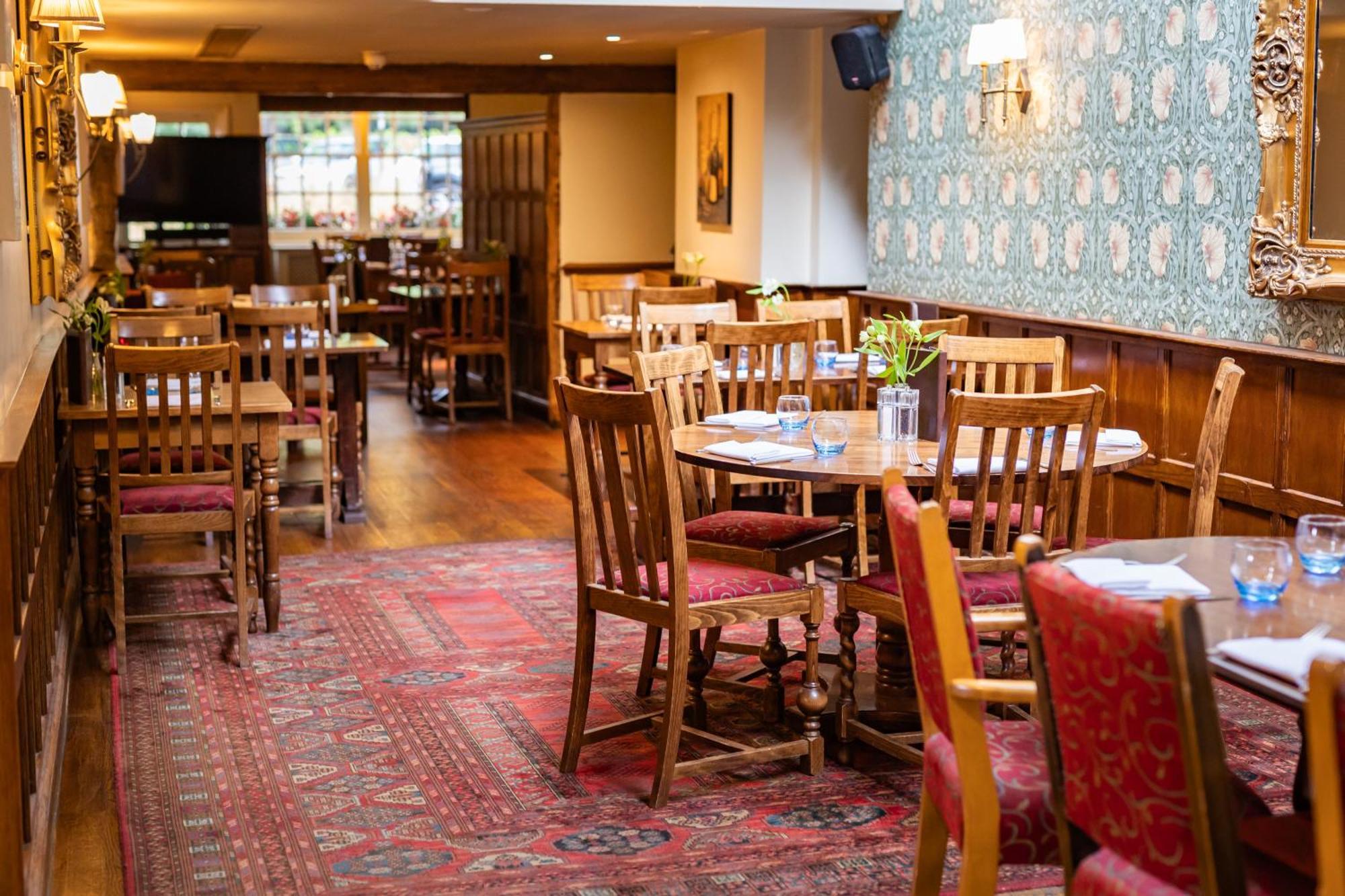 The Red Lion Hotel Hillingdon Eksteriør billede