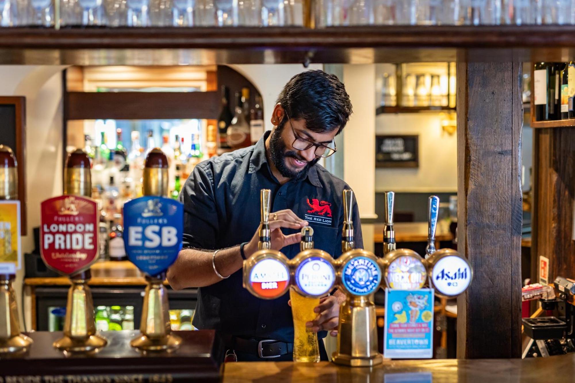 The Red Lion Hotel Hillingdon Eksteriør billede