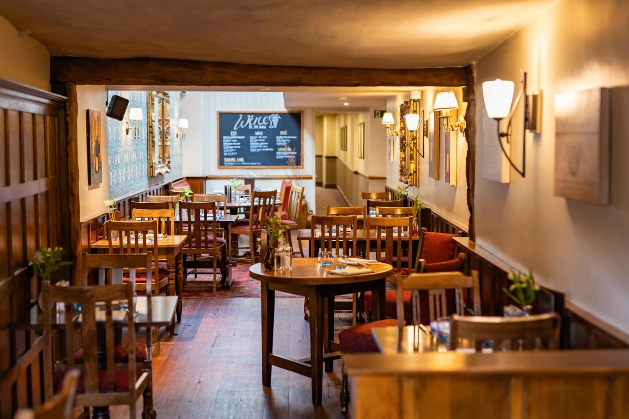 The Red Lion Hotel Hillingdon Eksteriør billede