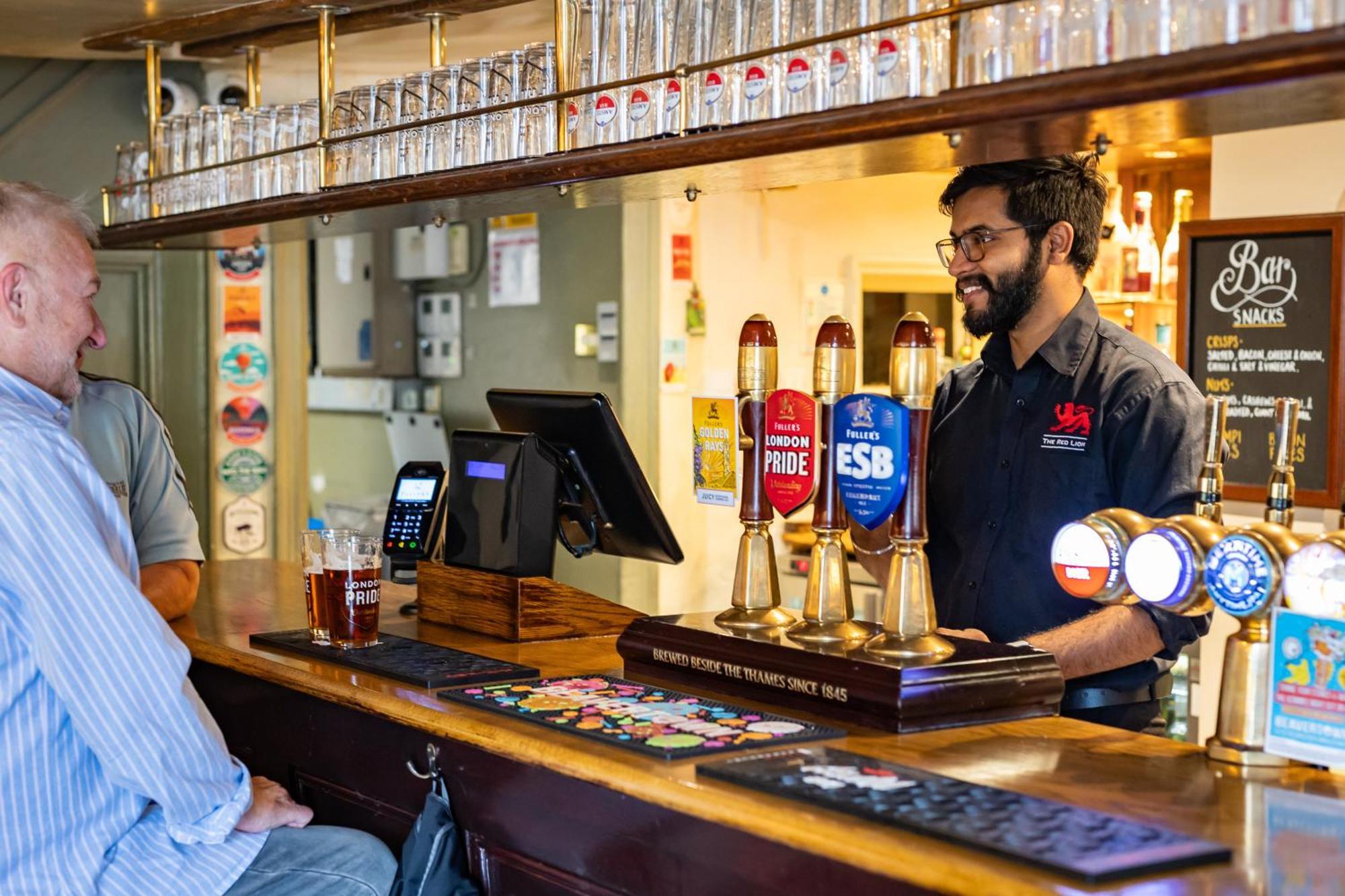 The Red Lion Hotel Hillingdon Eksteriør billede